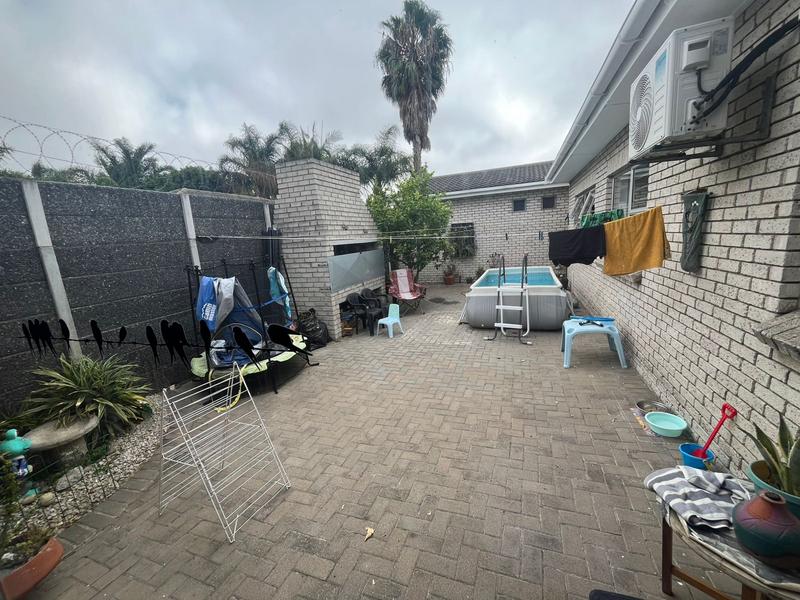 6 Bedroom Property for Sale in Protea Heights Western Cape